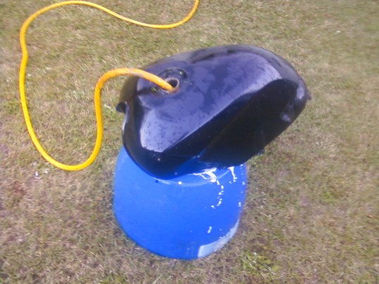 Wash & degrease tank thougoughly