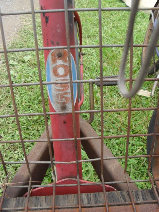 Ross badge on Schwinn Cycle Truck