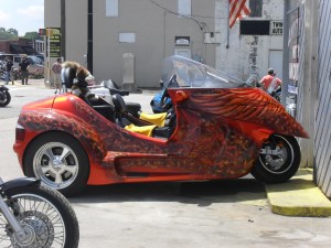 <Thoroughbred Motorsports trike>