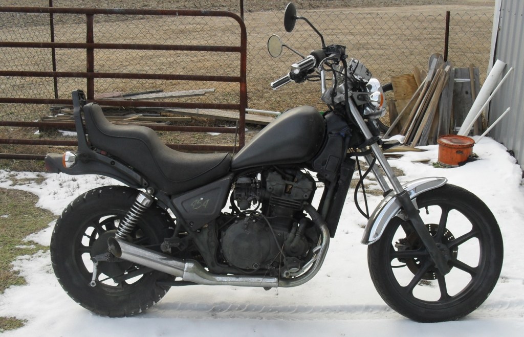 <1985 Kawasaki LTD 454>