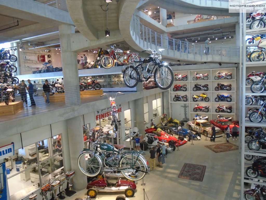 <race-cars-whizzers>