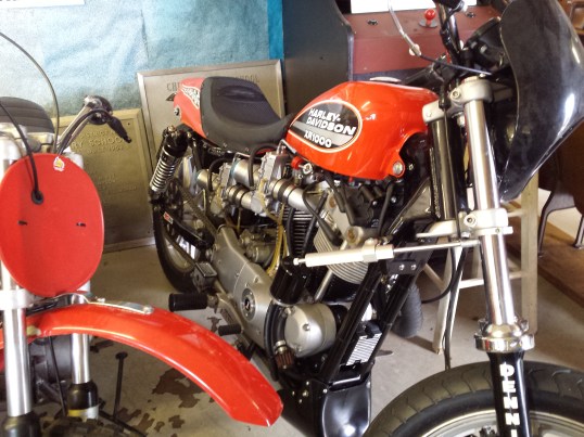 <Harley Davidson XR1000>