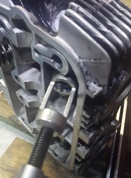 <insert valve keepers>