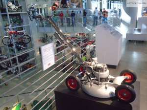 <a Vincent lawnmower>